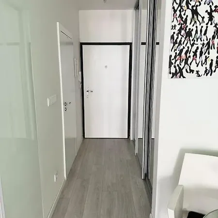 Appartement Ahoj Park, Terrace Studio, Private Parking Bratislava