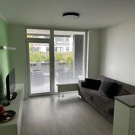 Apartment Ahoj Park, Terrace Studio, Private Parking *
