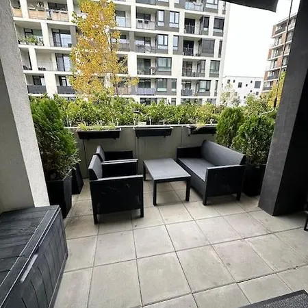 Ahoj Park, Terrace Studio, Private Parking 公寓 布拉迪斯拉发